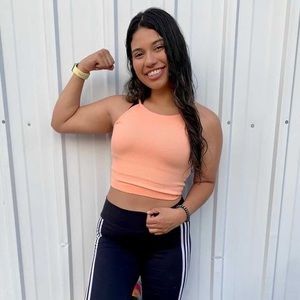 Meet your Posher, Valentina